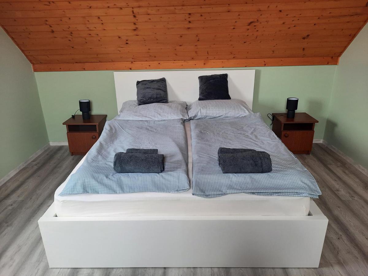 Helena Apartman Cserszegtomaj Esterno foto