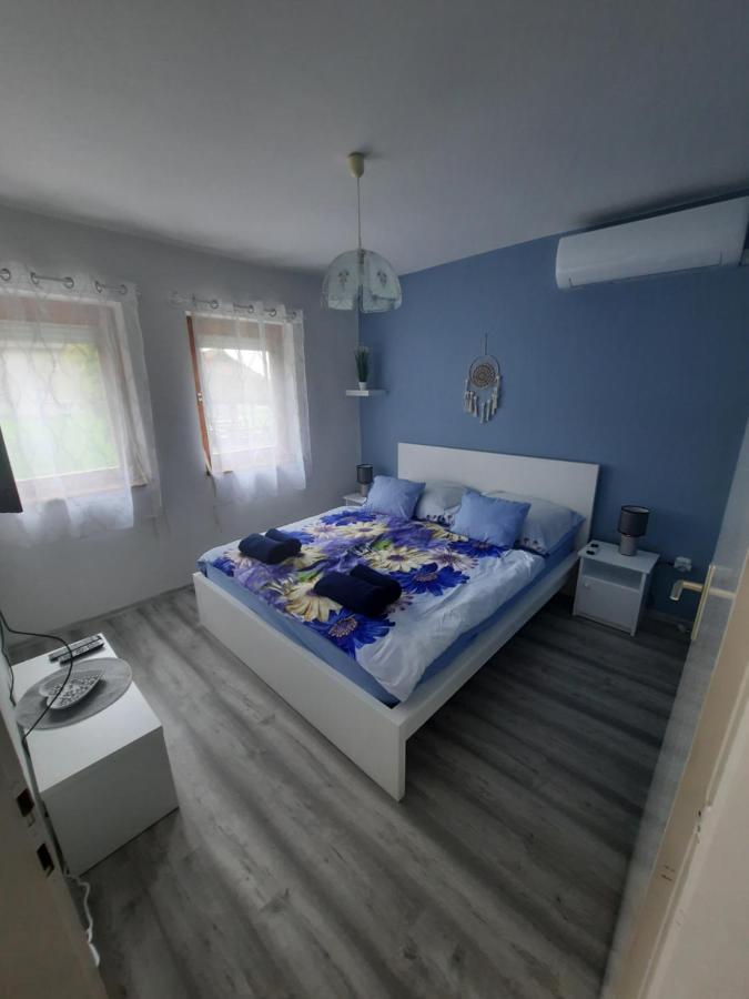 Helena Apartman Cserszegtomaj Esterno foto